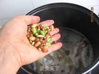 憨豆凤爪的做法步骤:5