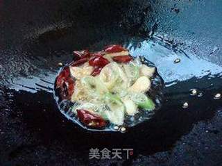 家常炒肉——黄瓜肉片的做法步骤：5