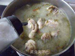 【食尚擂台火锅赛区】:健胃开脾---酸菜柠檬鸡火锅的做法步骤:8