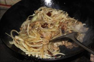 油泼辣子洋葱肉片的做法步骤:6
