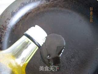 盐煎杏胞菇的做法步骤:3