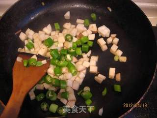 杭椒鱼松杏胞菇的做法步骤:6