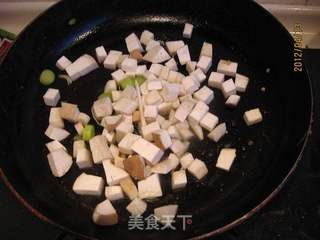 杭椒鱼松杏胞菇的做法步骤:5