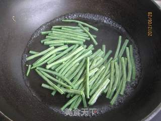 麻酱蒜豆角的做法步骤:3