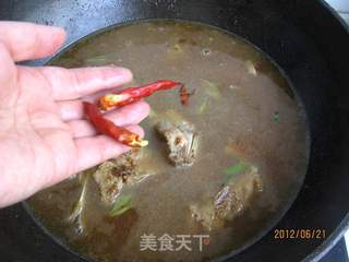 酱大骨炖粉条的做法步骤:11