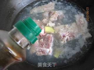 酱大骨炖粉条的做法步骤:3