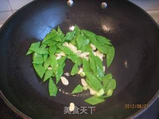 荷兰豆炒鸡片的做法步骤:10