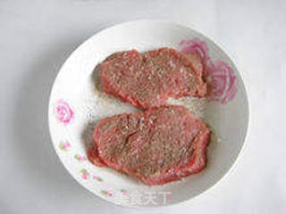 【银萝黑椒牛扒】--- 装饰食用二合一的独特吃法的做法步骤:5