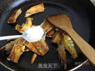 辣煎芝麻鱼排的做法步骤:9
