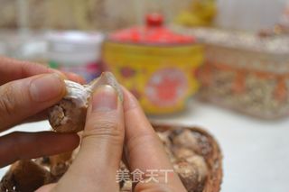 1元钱香菇根的华丽变身【绝味香菇丝】的做法步骤：2