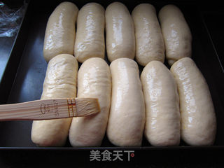 醇奶面包卷的做法步骤:13