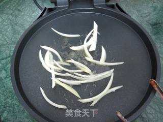酱汁牛排米堡的做法步骤:6