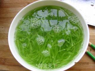 红油莴笋丝的做法步骤：5