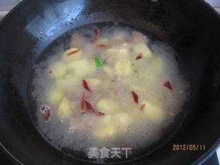 红烧土豆肉丸的做法步骤:8