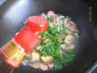 豆腐炖虾的做法步骤:11