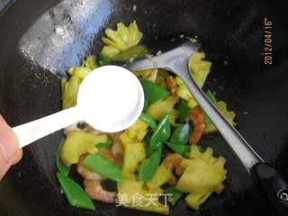 菠萝荷兰豆炒虾的做法步骤:9