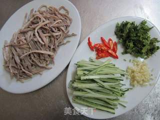 凉拌猪肚丝和清洗猪肚方法的做法步骤:4