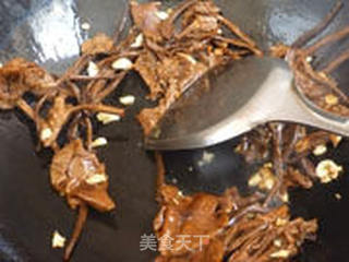 茶树菇炒菠菜的做法步骤:7