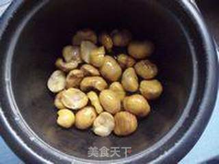 板栗鸡翅的做法步骤:4