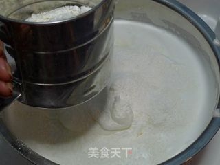 黑加仑葡萄干天使蛋糕的做法步骤：4