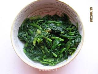 菠菜花蛤粉丝汤的做法步骤:2