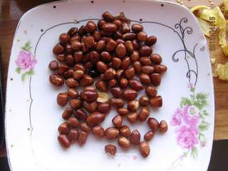 小炒鸡蛋菠菜的做法步骤:2