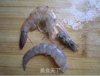 金丝虾丸的做法步骤:3