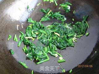 菠菜海虹蛋花汤的做法步骤:6
