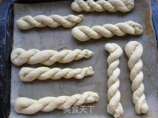 蜂蜜麻花的做法步骤:6