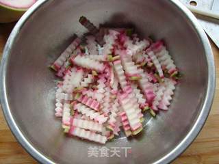 糖醋萝卜条的做法步骤:3