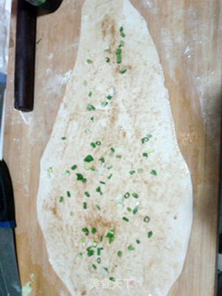 豆渣葱油饼的做法步骤:2