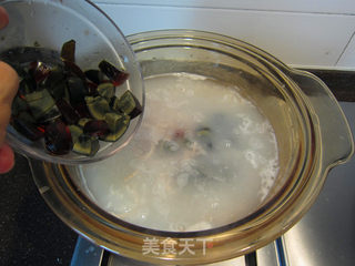 皮蛋瘦肉粥的做法步骤:10