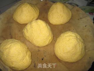 玉米面慢头的做法步骤:6