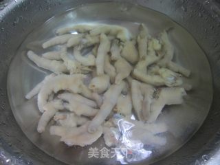 泡椒凤爪的做法步骤:4