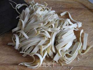 牛肉末蒸豆皮的做法步骤:2
