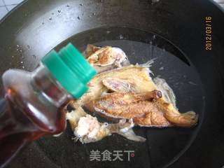 萝卜粉丝烤鸭汤的做法步骤:2