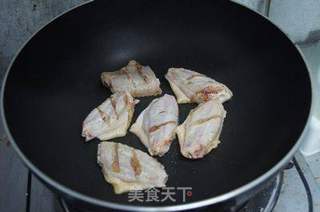 无油更健康--蒜香鸡翅的做法步骤:3