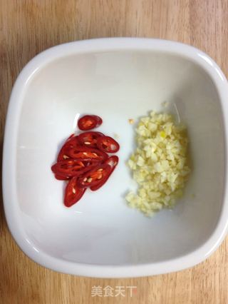 蕃茄酱意式黄金面(黄金面, 蕃茄酱系列之一)【传统的意式面】新鲜尝的做法步骤:2