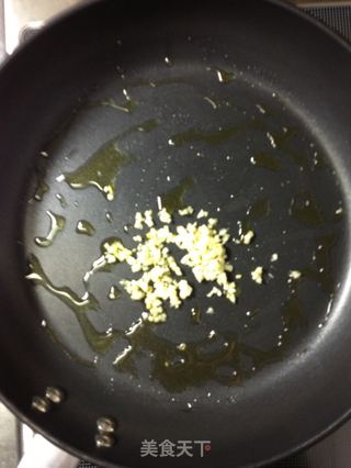 蕃茄酱意式黄金面(黄金面, 蕃茄酱系列之一)【传统的意式面】新鲜尝的做法步骤:6