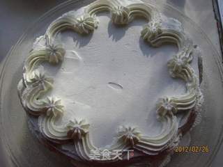 新手做的可可裱花生日蛋糕的做法步骤:5