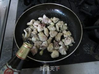 香芋烧鸡的做法步骤:5