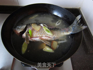 羊排鲫鱼汤的做法步骤:12