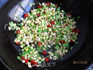 芹菜辣豆芽的做法步骤:7