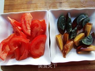 番茄皮蛋粉丝汤的做法步骤:3