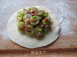 生煎弯梳饺的做法步骤:9