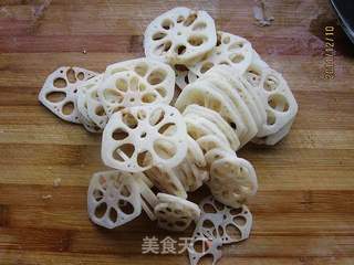 柠檬脆藕的做法步骤:2
