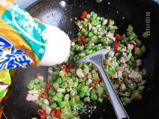 榨菜肉末四季豆的做法步骤:9