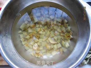 榨菜肉末四季豆的做法步骤:2