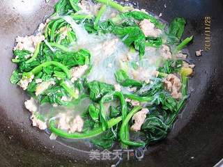 菠菜肉末炒粉丝的做法步骤:7