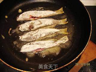 干煎小黄鱼的做法步骤:4